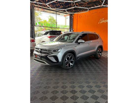 VOLKSWAGEN TAOS 1.4 250 TSI TOTAL FLEX HIGHLINE AUTOMÁTICO